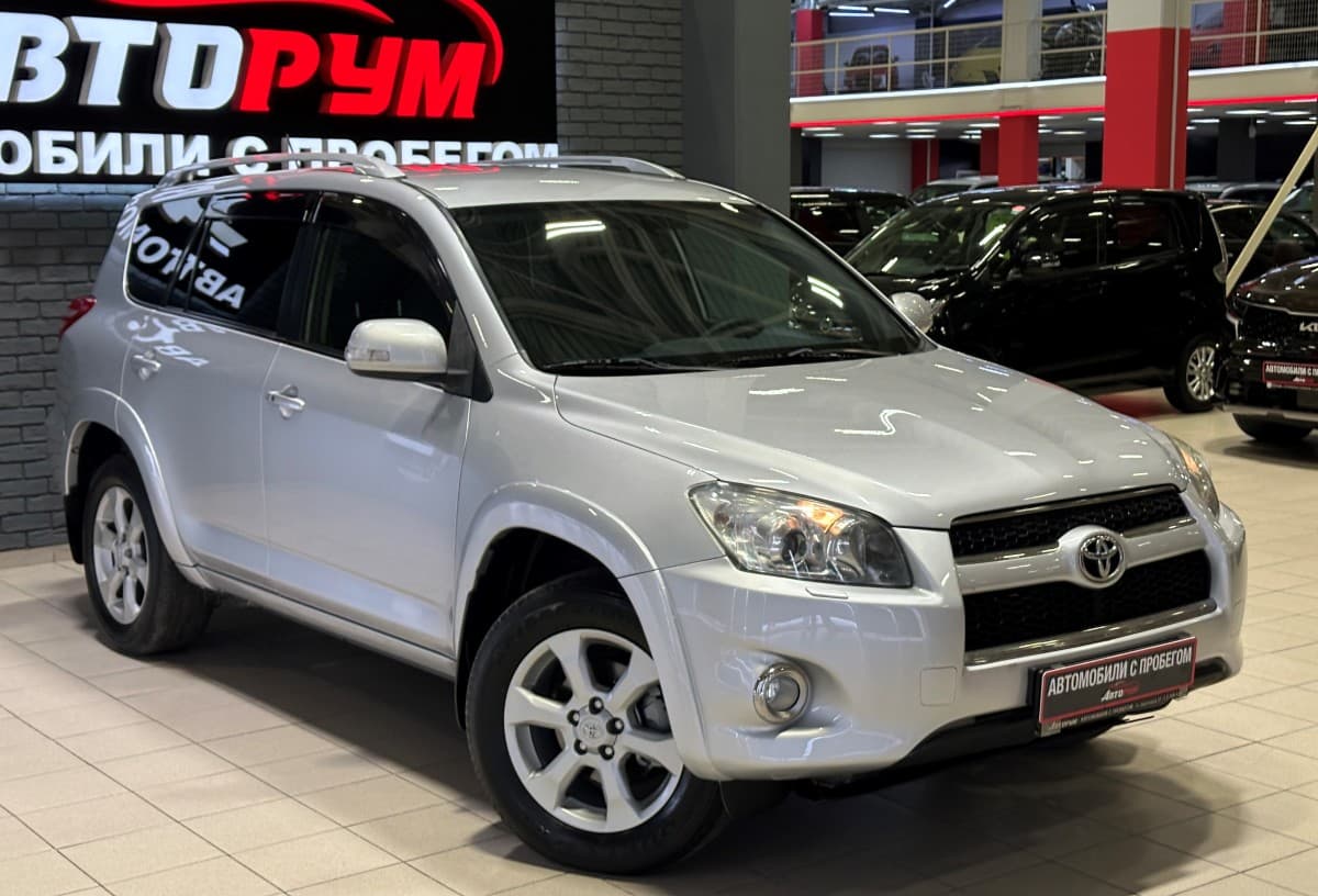 Toyota RAV4 - 3