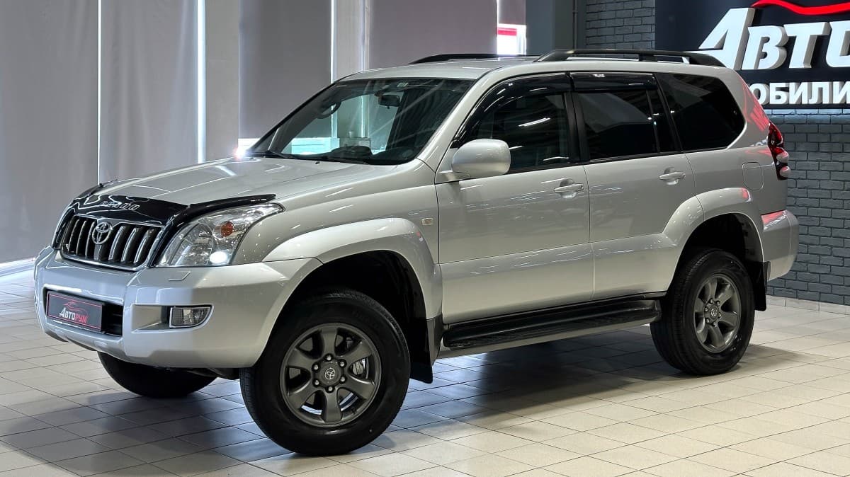 Toyota Land Cruiser 120 (Prado) - 2