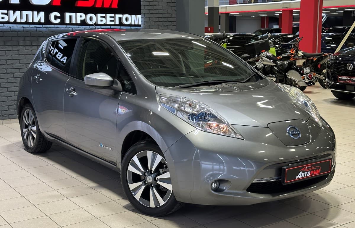 Nissan Leaf - 4