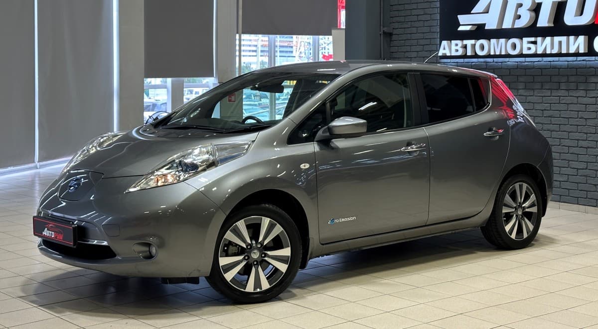 Nissan Leaf - 2