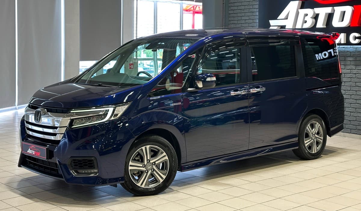 Honda Stepwgn Spada - 2