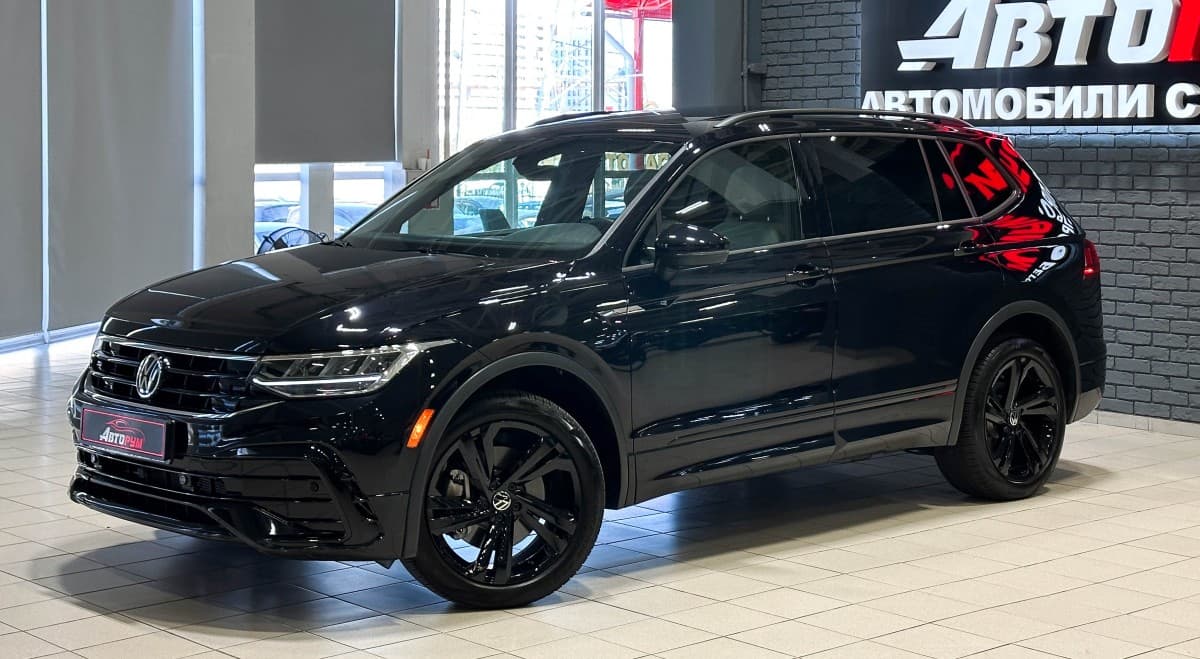 Volkswagen Tiguan - 2