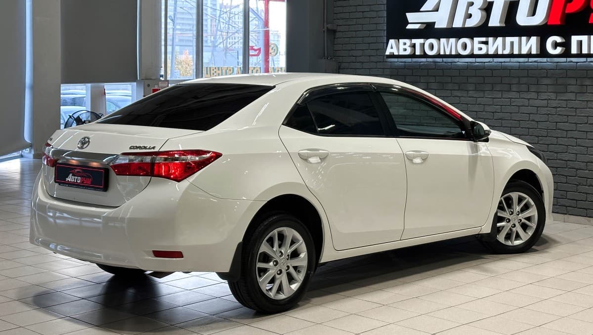 Toyota Corolla - 5