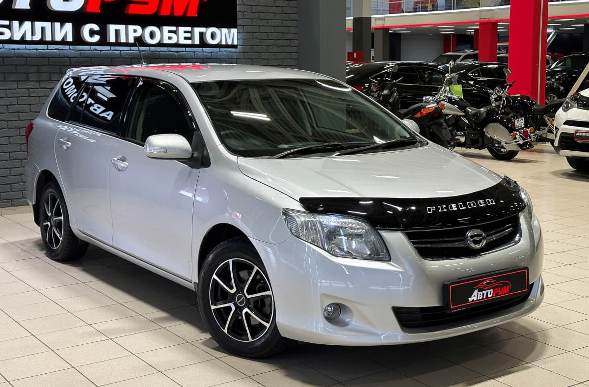 Toyota Corolla FIELDER - 4