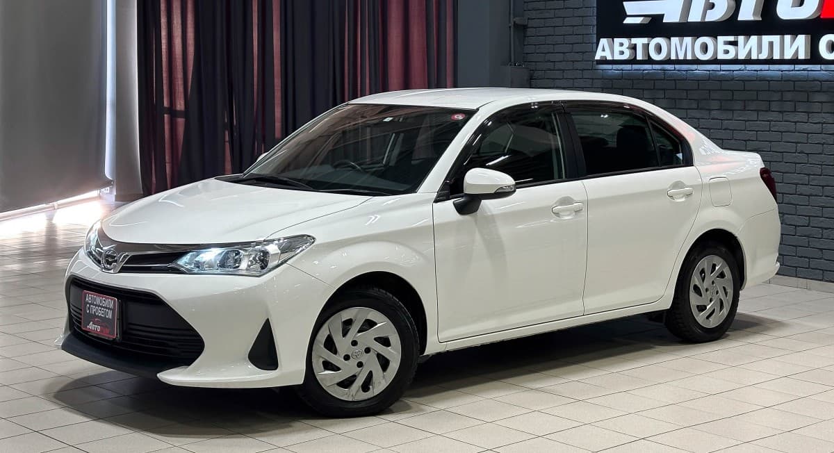 Toyota Corolla AXIO - 2