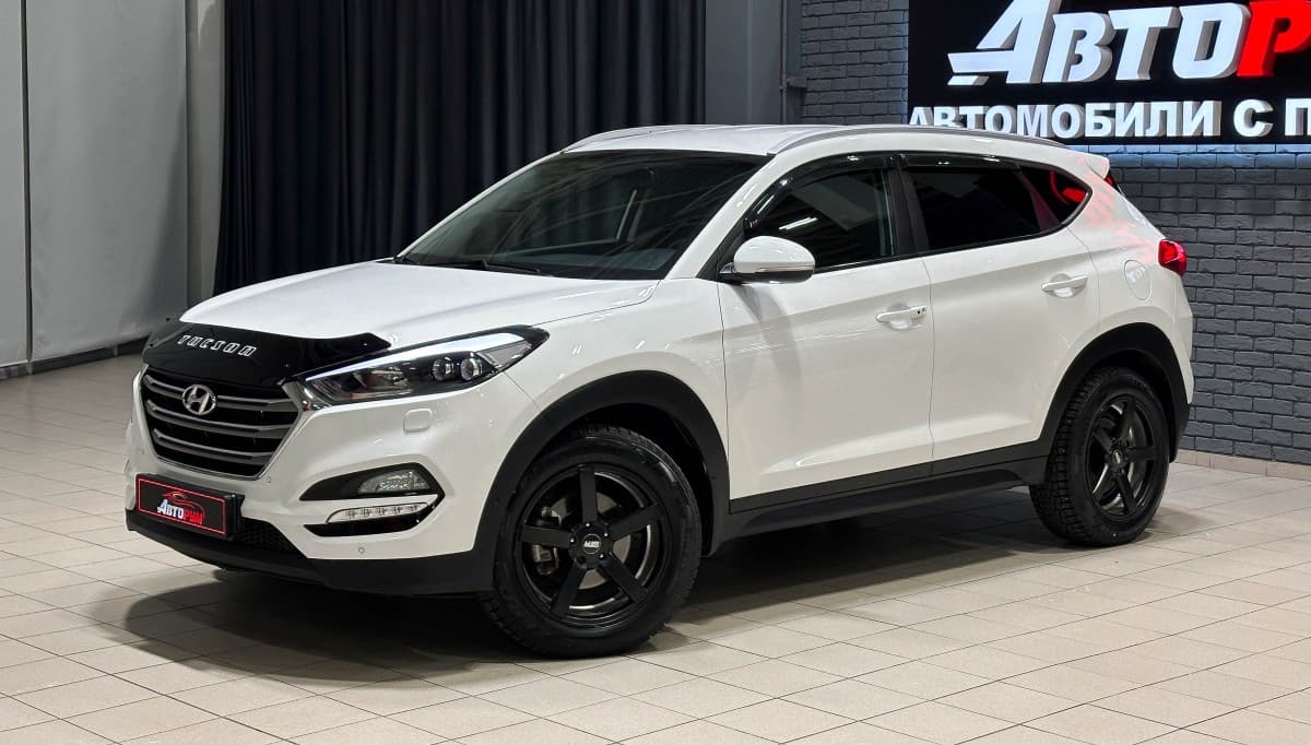Hyundai Tucson - 2