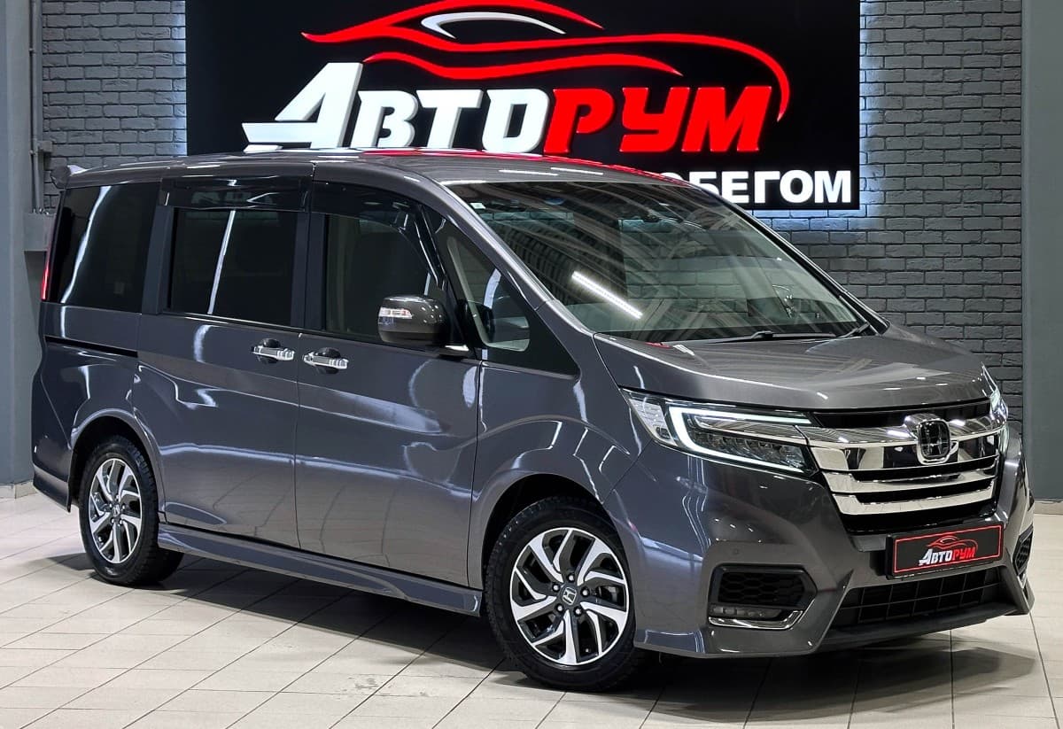 Honda Stepwgn SPADA - 1