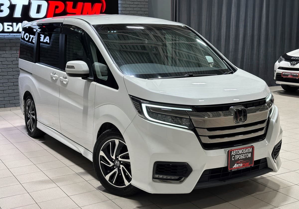 Honda Stepwgn Spada - 4