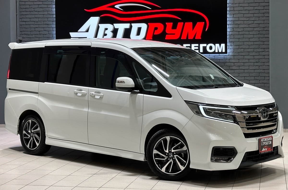 Honda Stepwgn Spada - 1