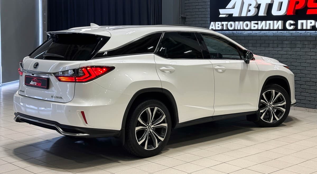 Lexus RX350L - 5