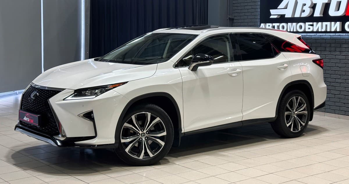 Lexus RX350L - 2