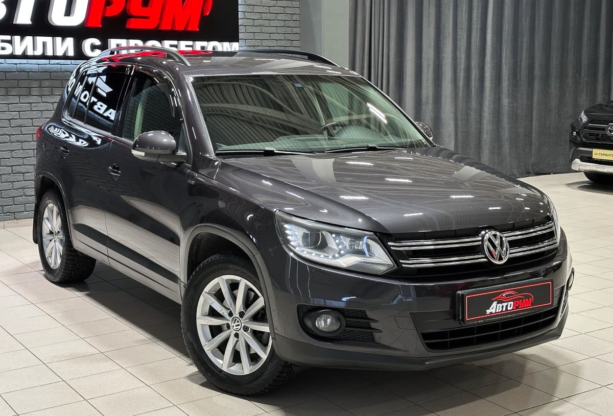 Volkswagen Tiguan - 4