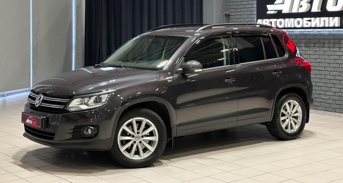 Volkswagen Tiguan - 2