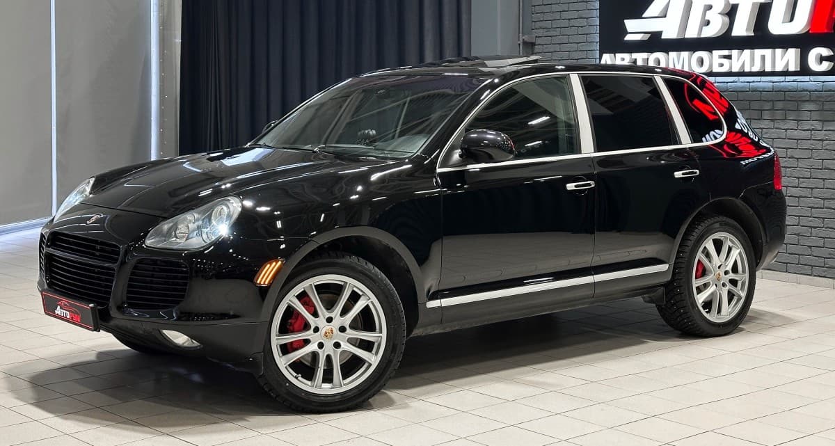 Porsche Cayenne TURBO - 2
