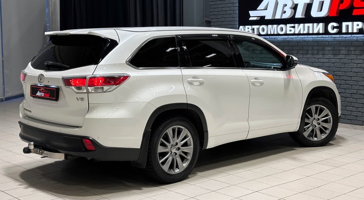 Toyota Highlander - 5