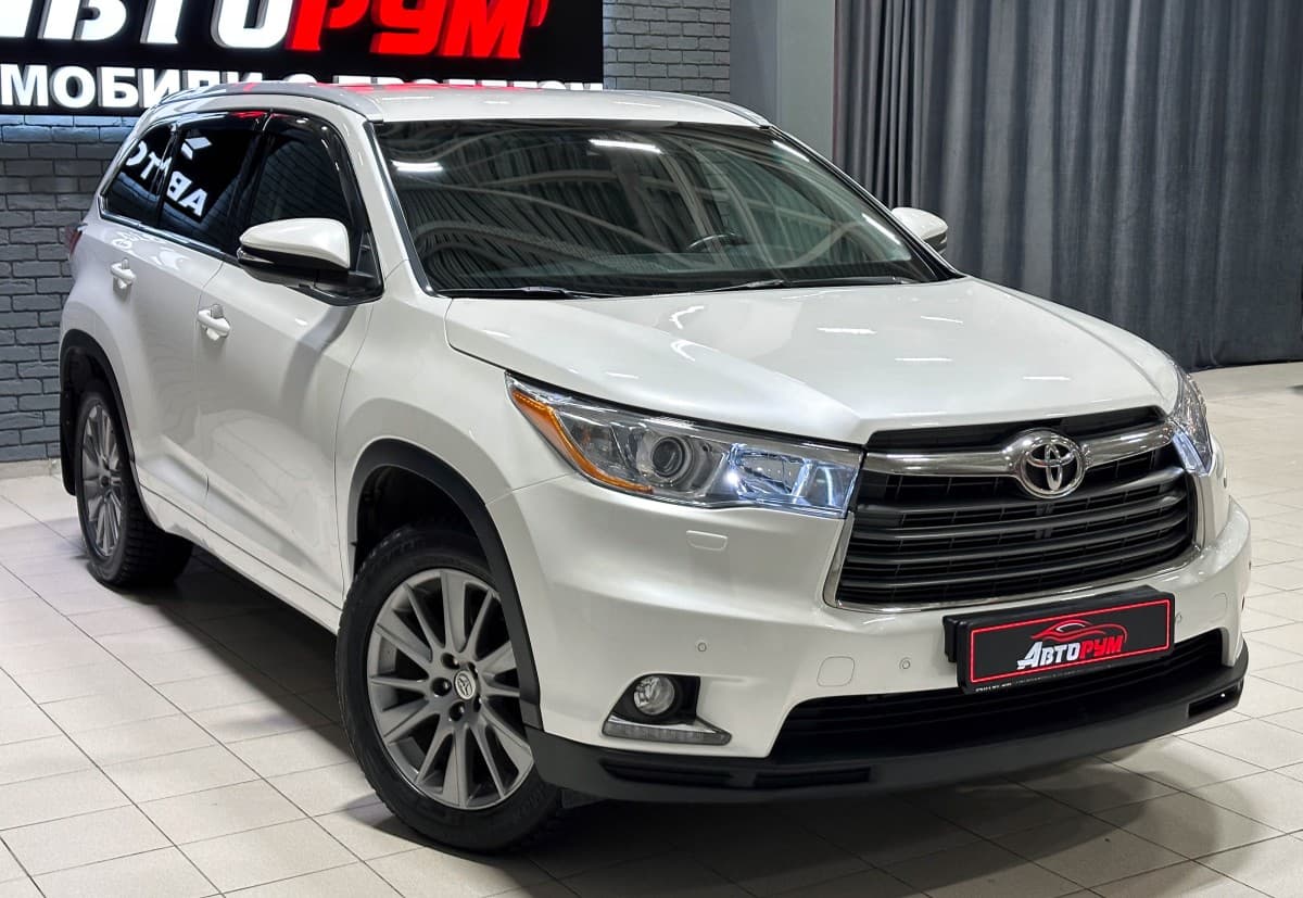 Toyota Highlander - 4