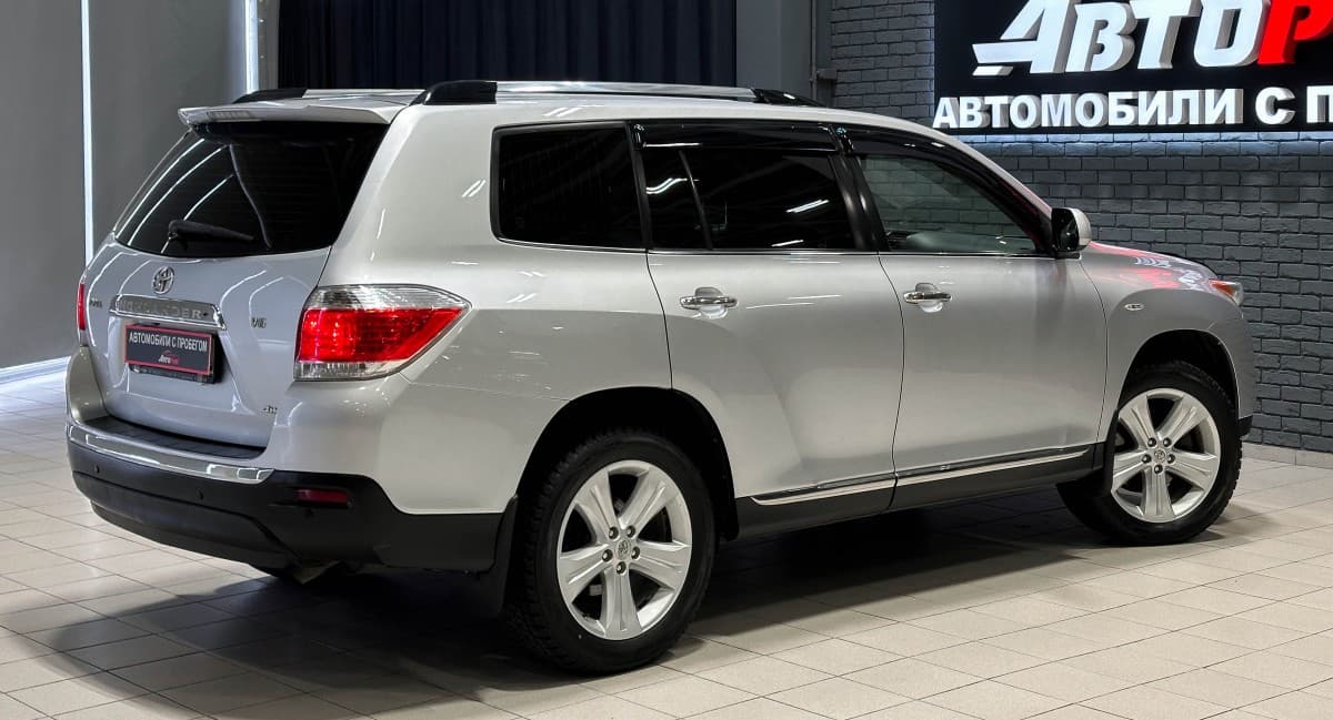 Toyota Highlander - 5